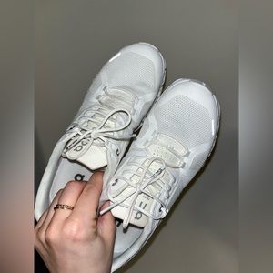 ON Cloud 5 running shoes, white, women’s size 8